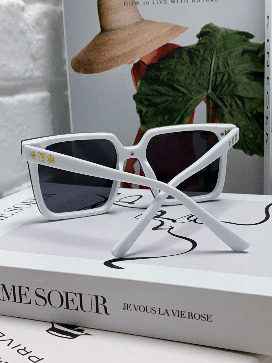 Louis Vuitton Fashion Black Lens Sunglasses for Men & Women - 448640 - detail image 2