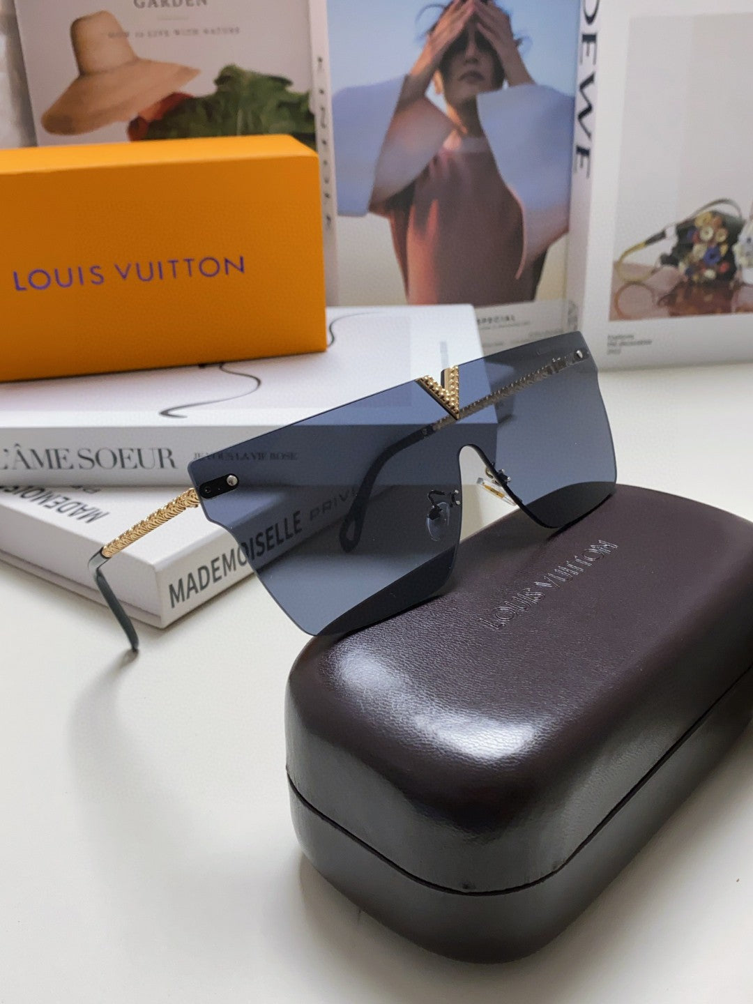 Louis Vuitton Fashion Blue Lens Sunglasses for Men & Women - 448643 - detail image 7