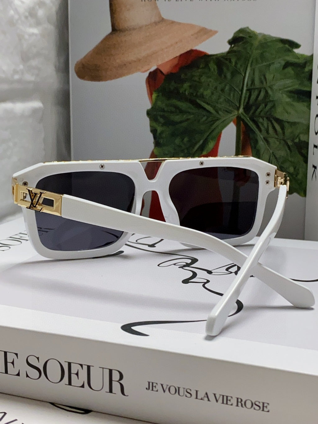 Louis Vuitton Fashion Black Lens Sunglasses for Men & Women - 448645 - detail image 2