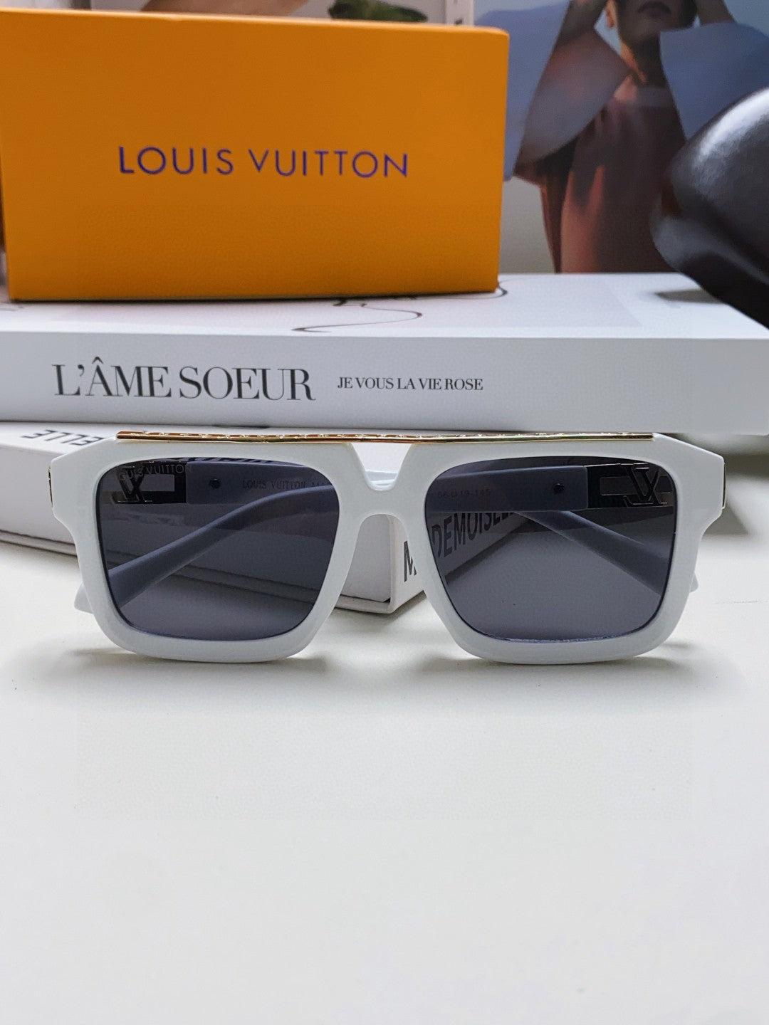 Louis Vuitton Fashion Black Lens Sunglasses for Men & Women - 448645 - detail image 6