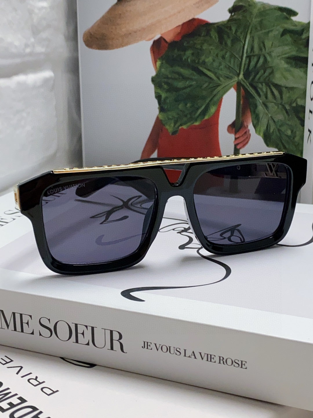 Louis Vuitton Fashion Gold Lens Sunglasses for Men & Women - 448646 - detail image 3