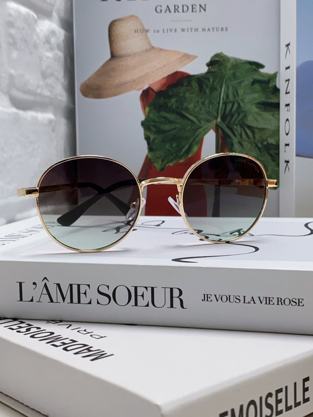 Louis Vuitton Metal Fashion Gray Lens Sunglasses for Men & Women - 448650