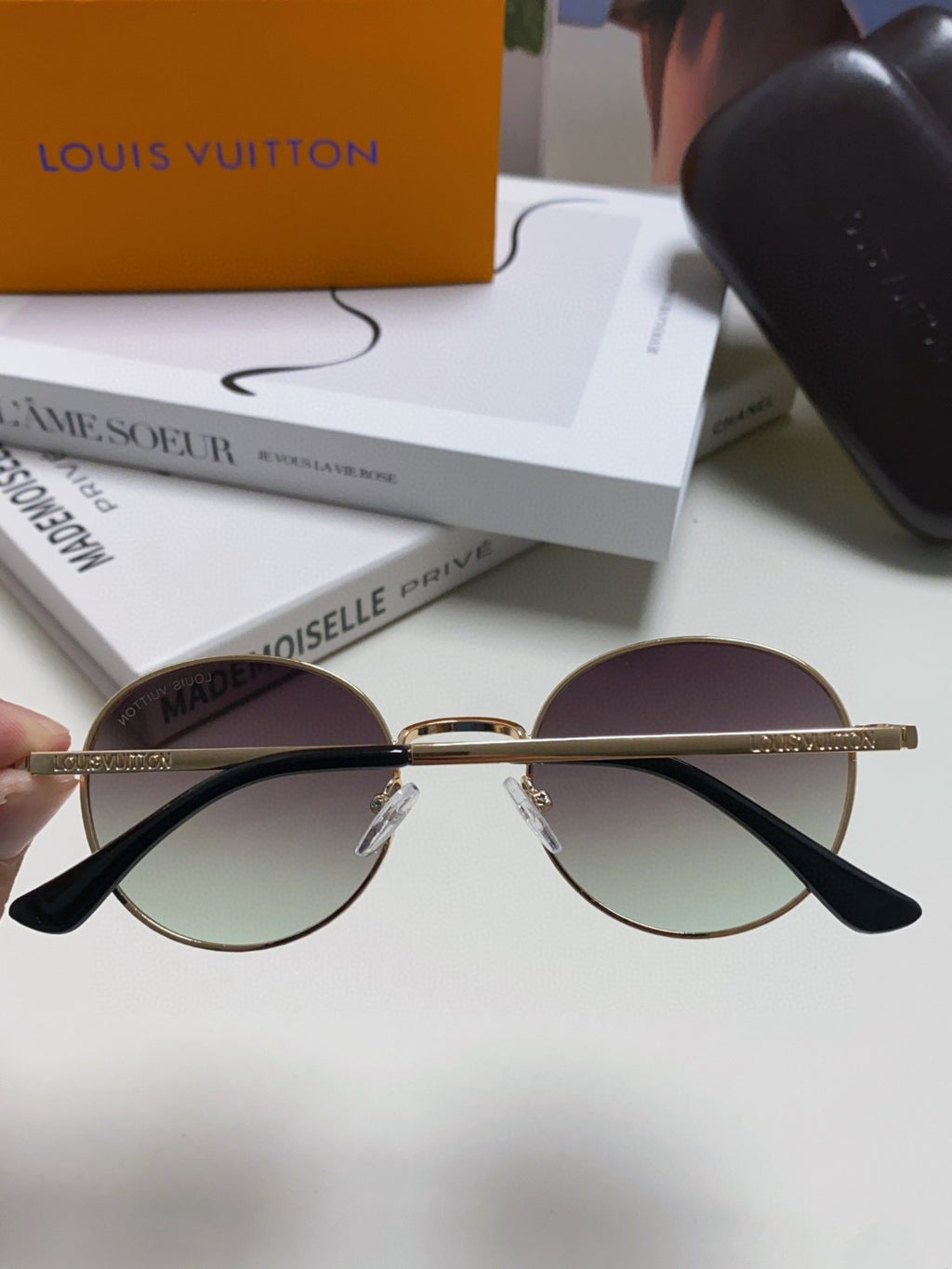 Louis Vuitton Metal Fashion Gray Lens Sunglasses for Men & Women - 448650 - detail image 4