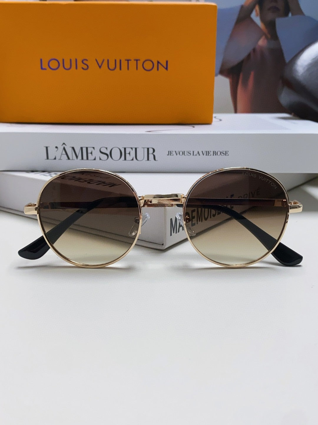 Louis Vuitton Metal Fashion Gray Lens Sunglasses for Men & Women - detail image 6