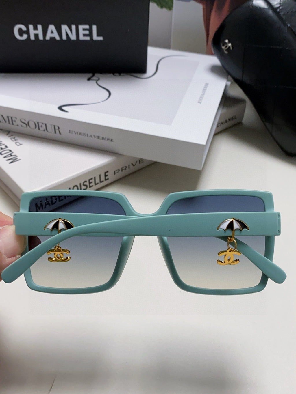 Chanel Photochromic Oversized Blue Lens Sunglasses for Men & Women - detail image 3