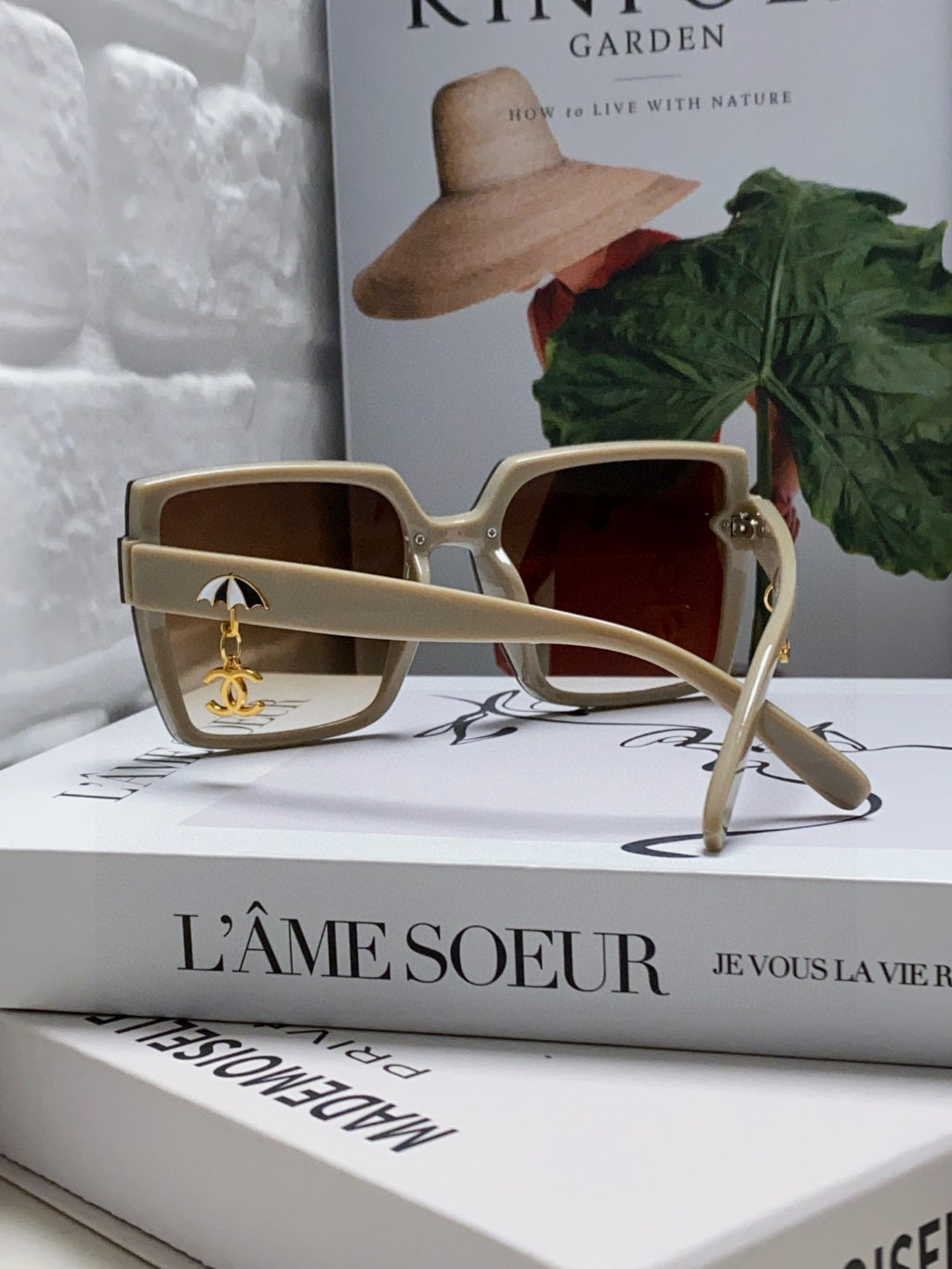 Chanel Photochromic Oversized Brown Lens Sunglasses for Men & Women - detail image 2
