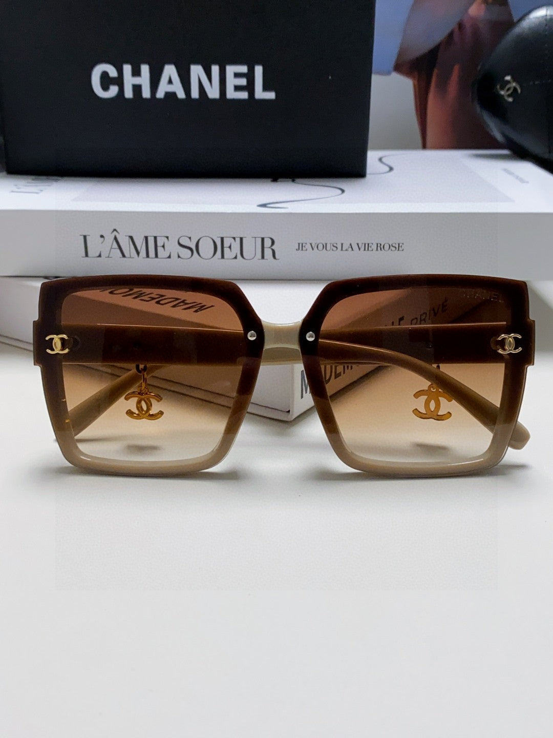 Chanel Photochromic Oversized Brown Lens Sunglasses for Men & Women - detail image 6