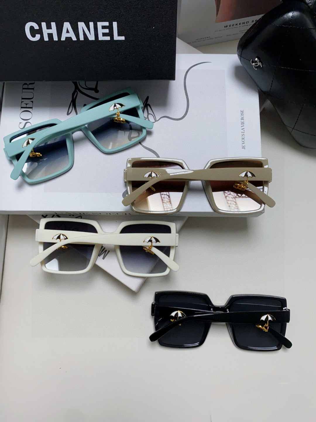 Chanel Photochromic Oversized Gray Lens Sunglasses for Men & Women - detail image 8