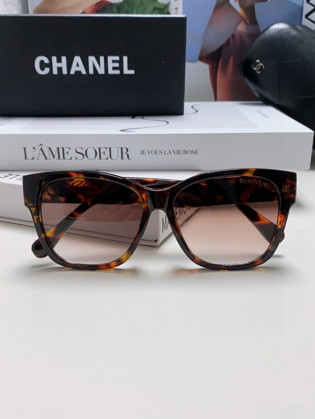 Chanel Polarized Fashion Red Lens Sunglasses for Men & Women - 448901 - detail image 6
