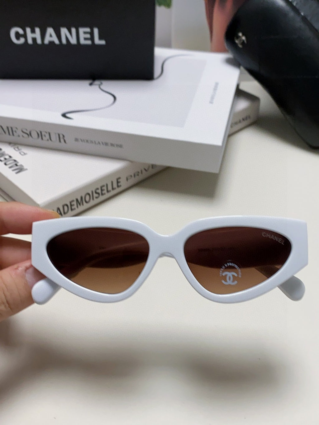 Chanel Cat-Eye Gray Lens Sunglasses for Women - 448903 - detail image 3