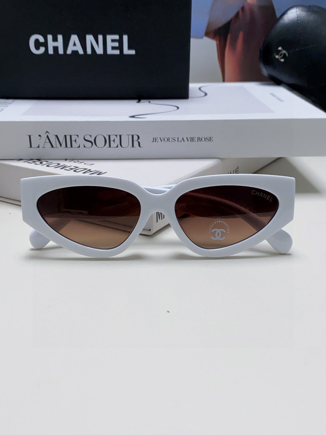 Chanel Cat-Eye Gray Lens Sunglasses for Women - 448903 - detail image 6