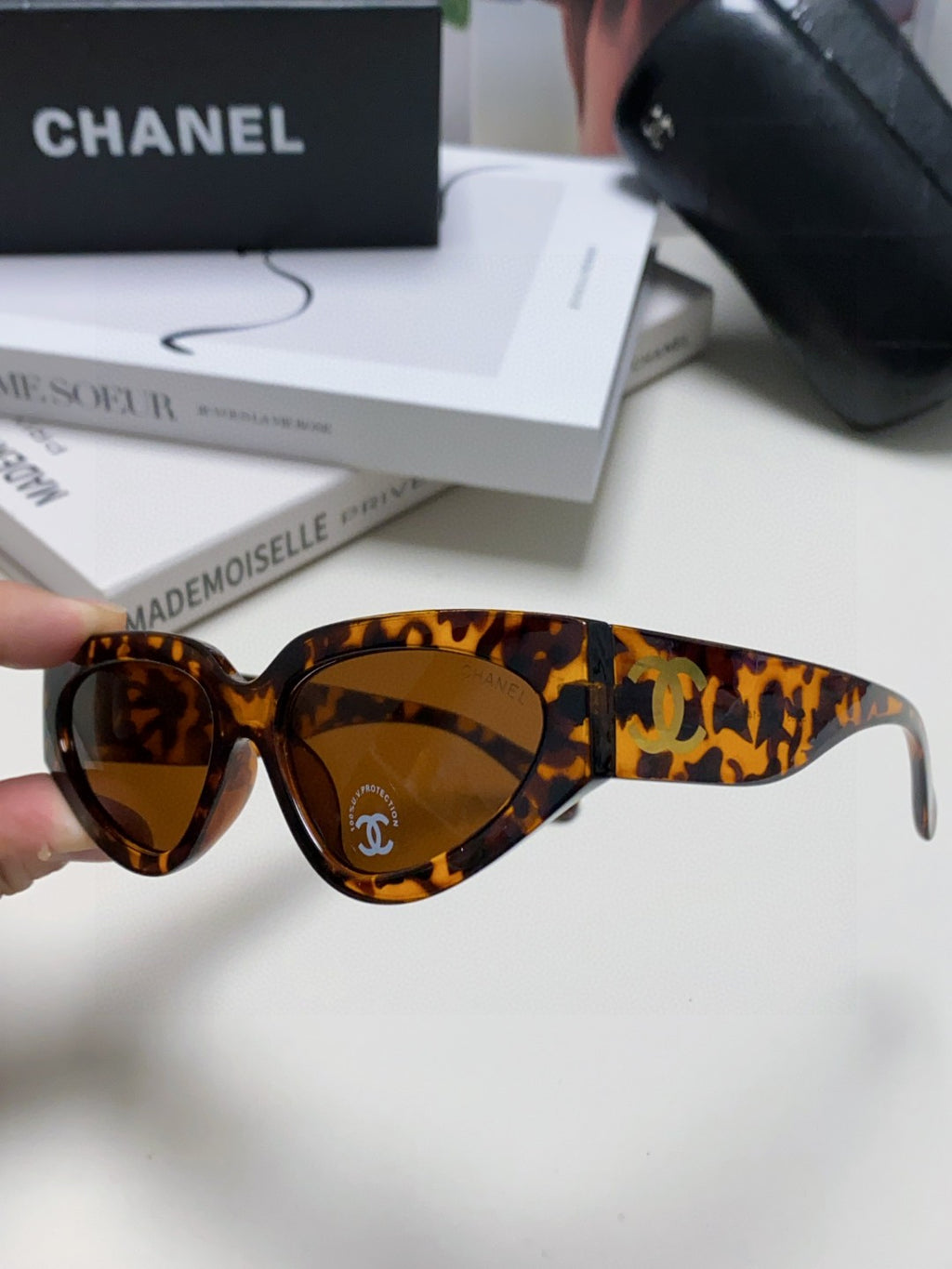 Chanel Cat-Eye Brown Lens Sunglasses for Women - detail image 5