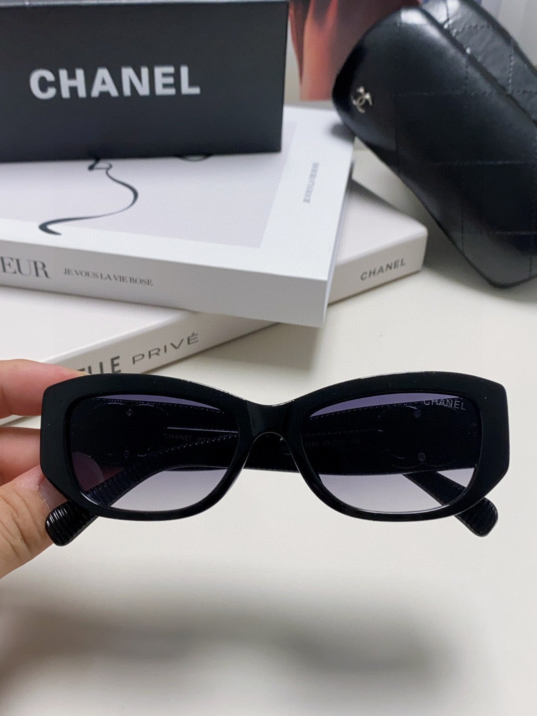 Chanel Fashion Brown Lens Sunglasses for Men & Women - 448906 - detail image 2
