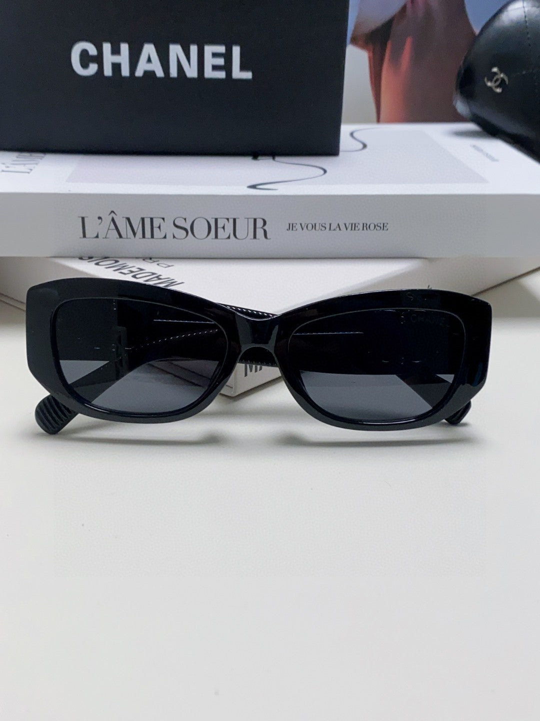 Chanel Fashion Black Lens Sunglasses for Men & Women - 448907 - detail image 8