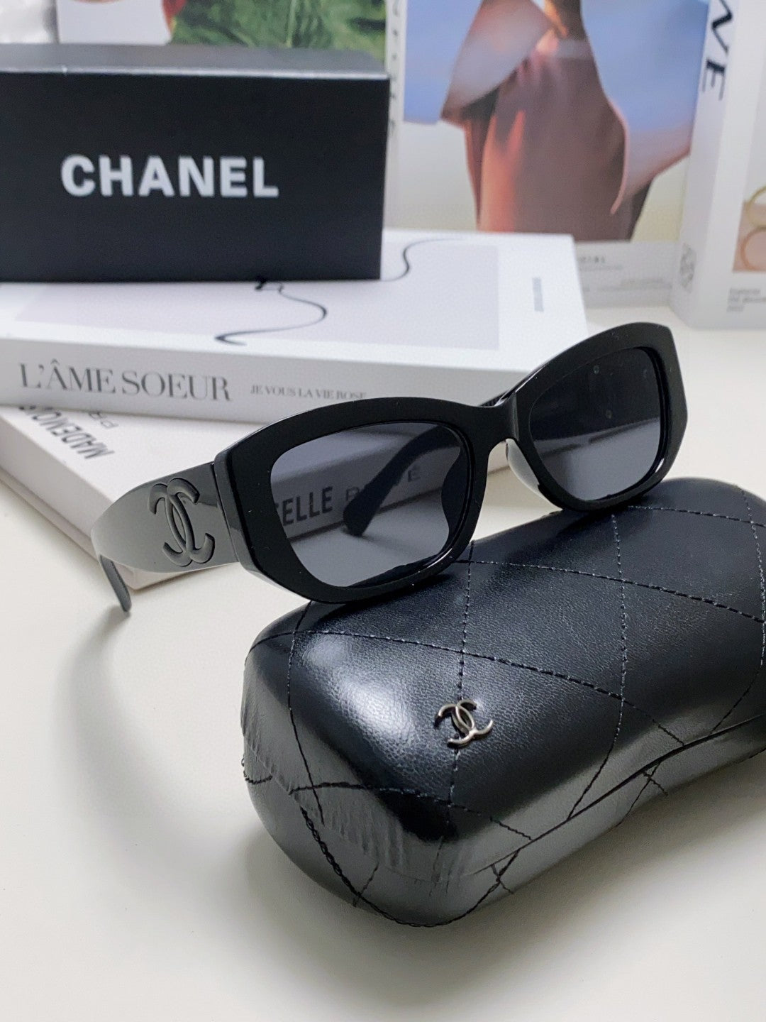 Chanel Fashion Black Lens Sunglasses for Men & Women - 448907 - detail image 9