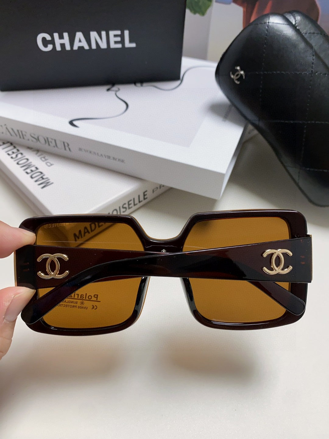 Chanel Polarized Oversized Black Lens Sunglasses for Women - 448912 - detail image 4