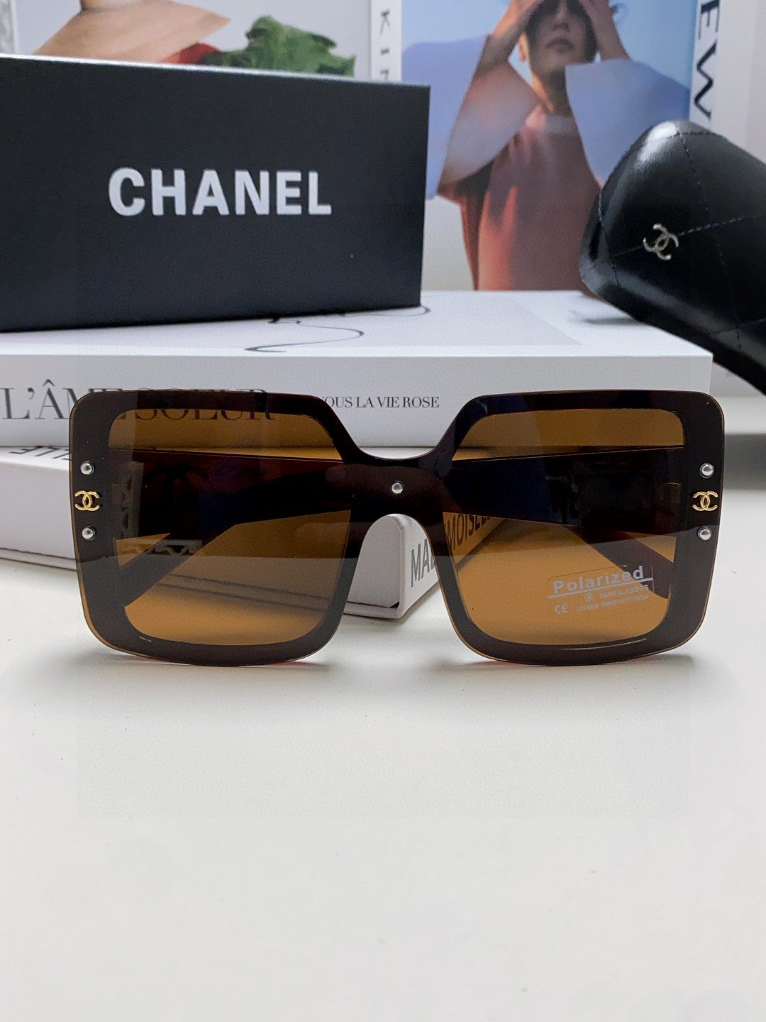 Chanel Polarized Oversized Black Lens Sunglasses for Women - 448912 - detail image 6