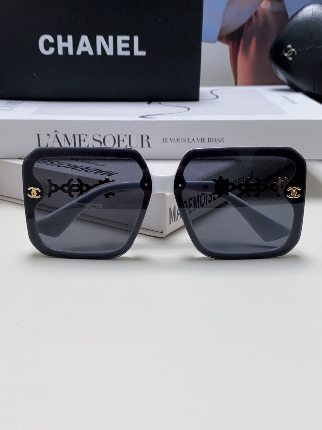 Chanel Polarized Fashion Silver Lens Sunglasses for Men & Women - 448915 - detail image 6