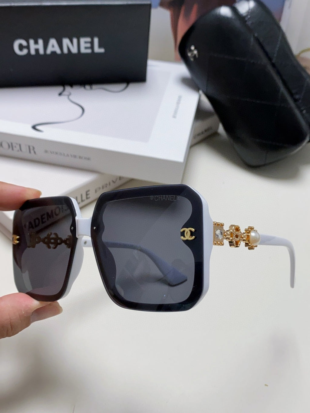 Chanel Polarized Fashion Silver Lens Sunglasses for Men & Women - 448915 - detail image 5