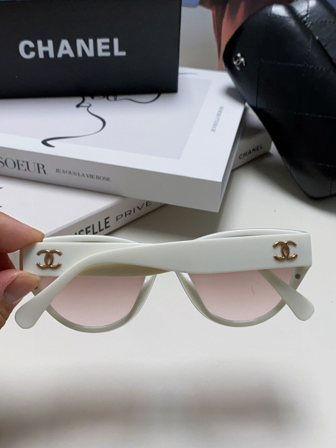 Chanel Round Red Lens Sunglasses for Women - detail image 4