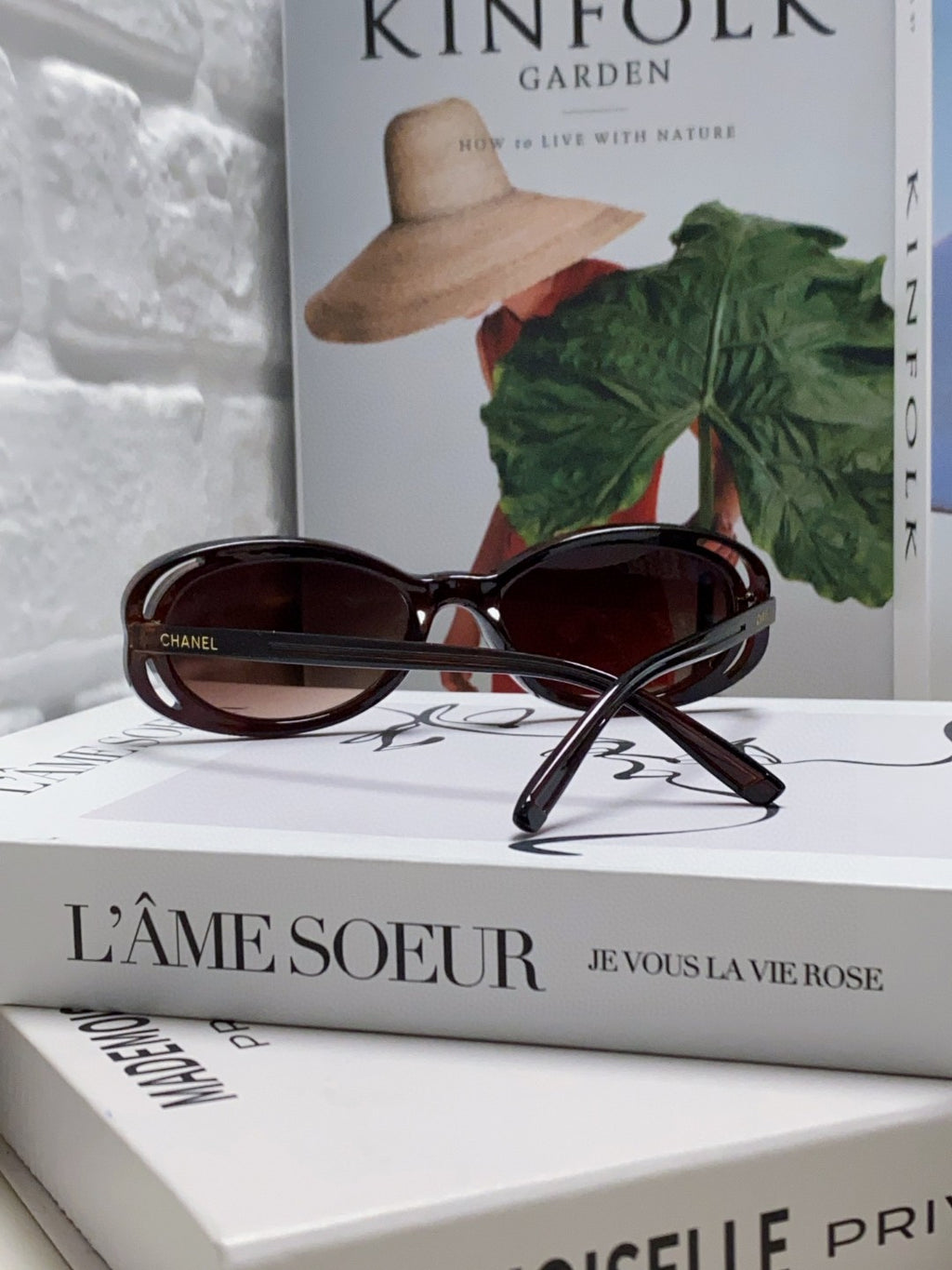 Chanel Cat-Eye Silver Lens Sunglasses for Men & Women - 448922 - detail image 2