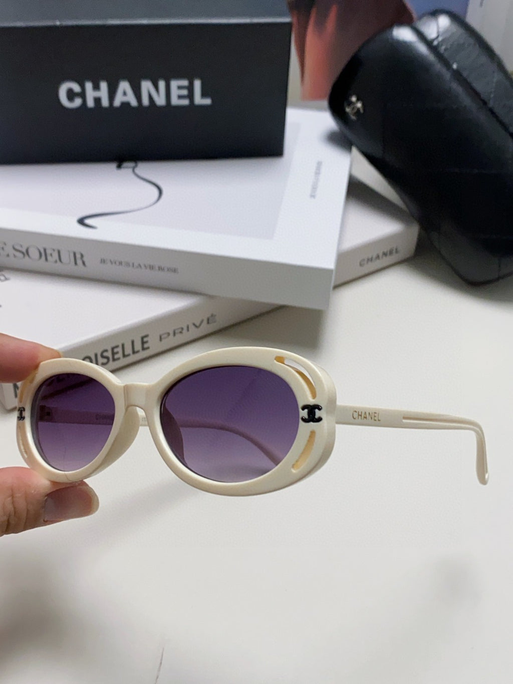 Chanel Cat-Eye Purple Lens Sunglasses for Men & Women - detail image 5