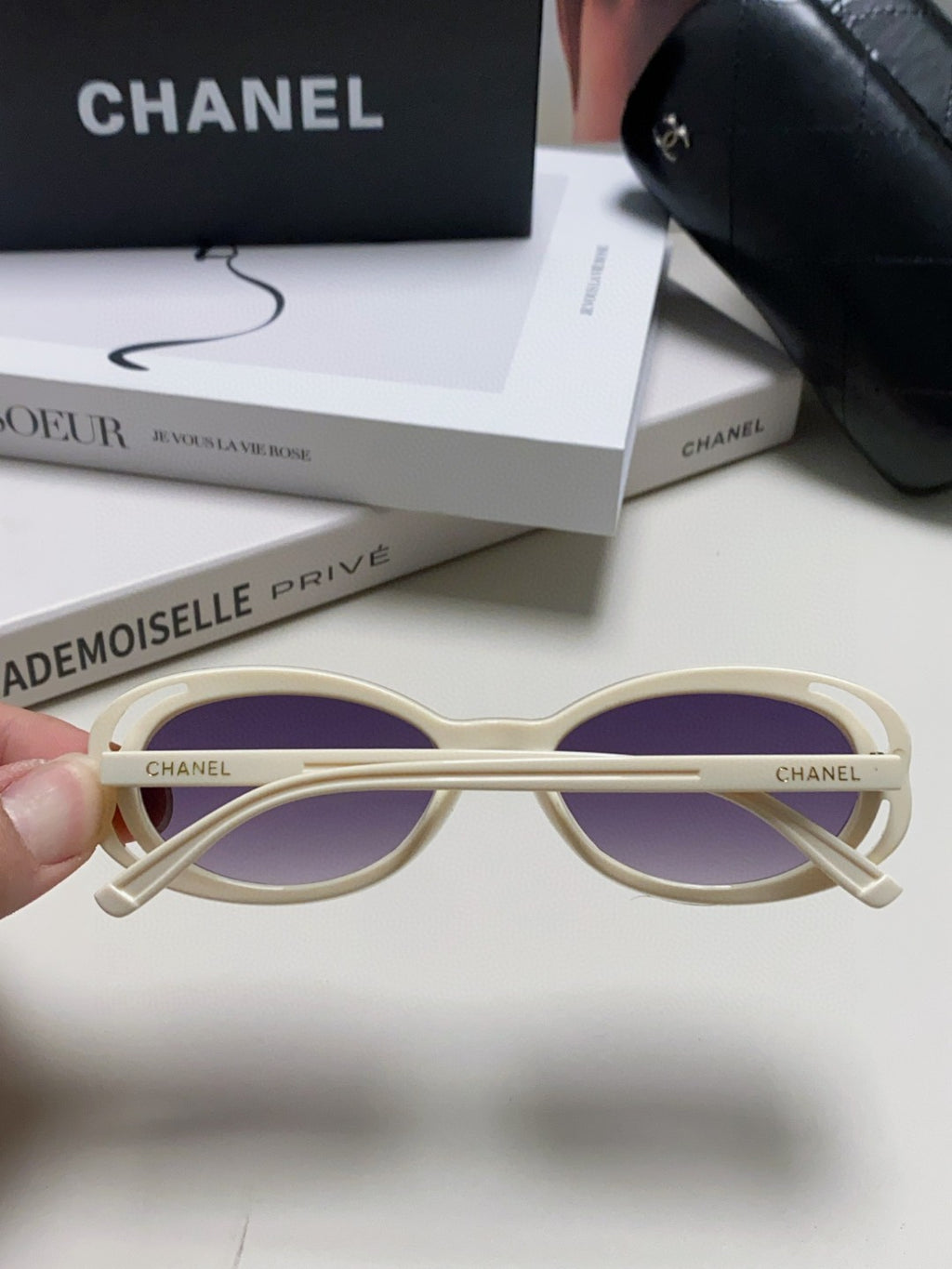 Chanel Cat-Eye Purple Lens Sunglasses for Men & Women - detail image 4