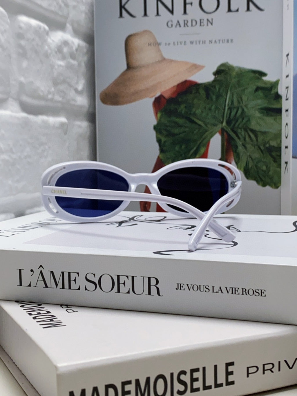 Chanel Cat-Eye Silver Lens Sunglasses for Men & Women - 448924 - detail image 2