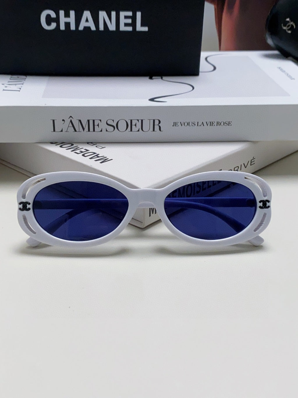 Chanel Cat-Eye Silver Lens Sunglasses for Men & Women - 448924 - detail image 6
