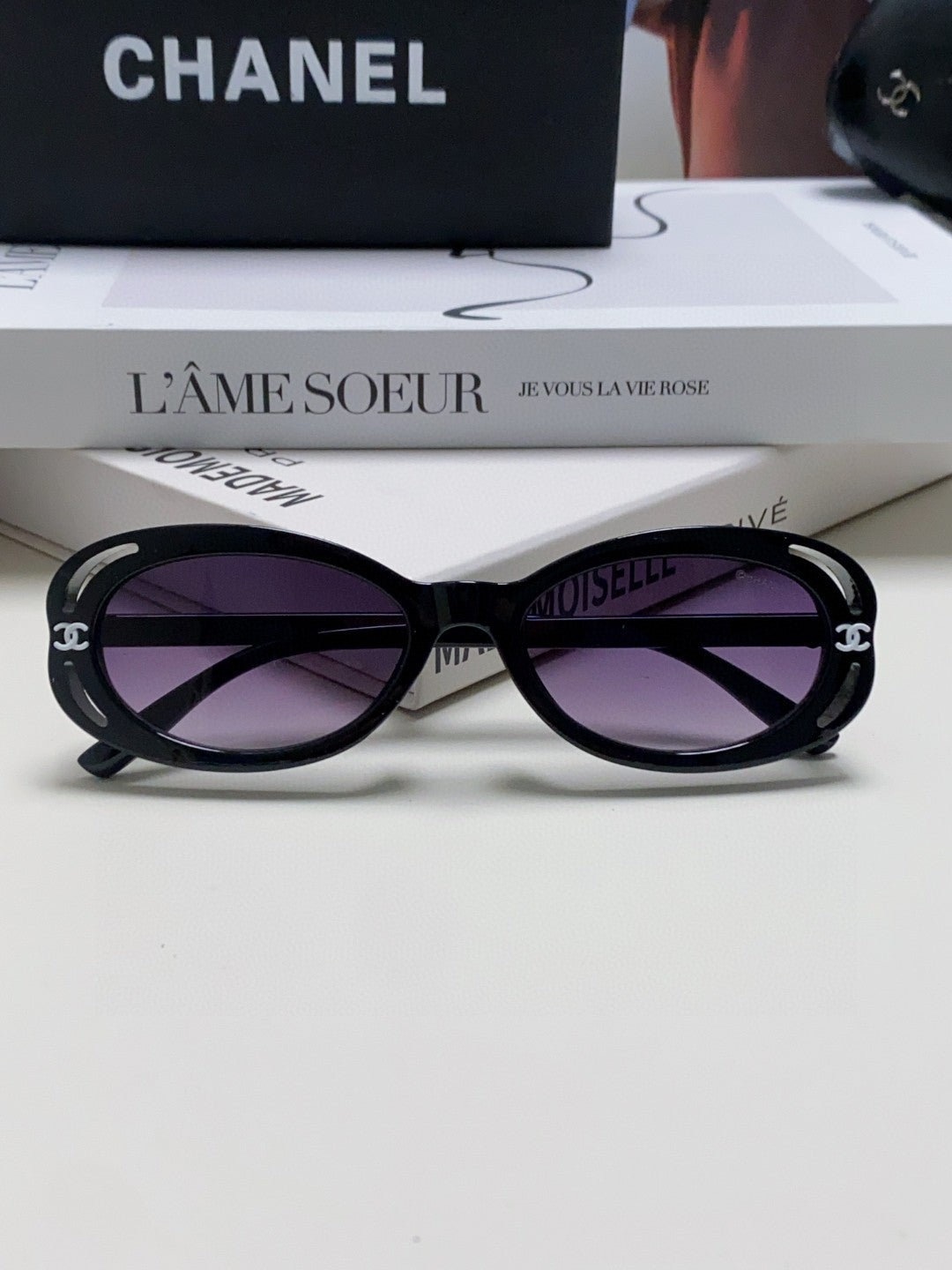 Chanel Cat-Eye Silver Lens Sunglasses for Men & Women - 448925 - detail image 6