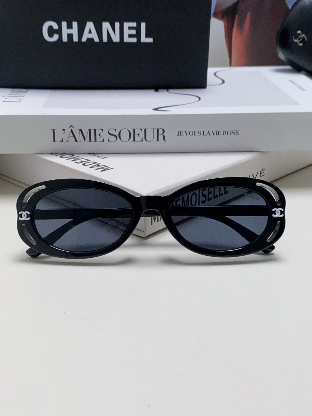 Chanel Cat-Eye Blue Lens Sunglasses for Men & Women - detail image 6