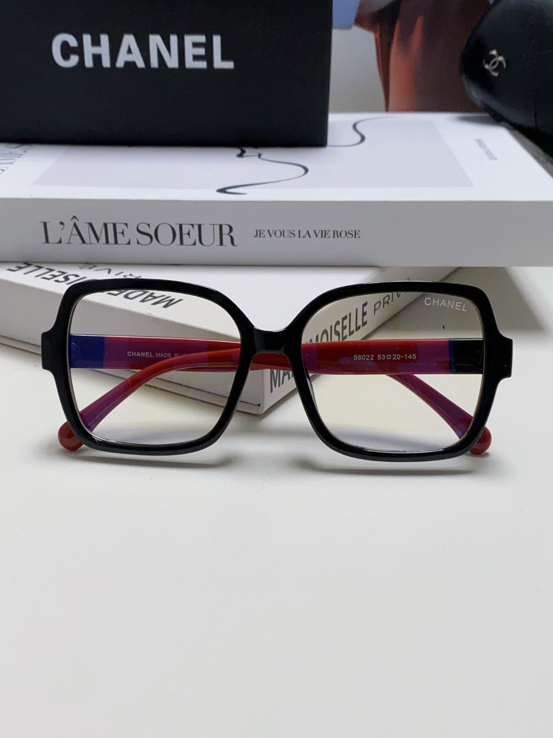 Chanel Fashion Gray Lens Sunglasses for Men & Women - 448931 - detail image 6