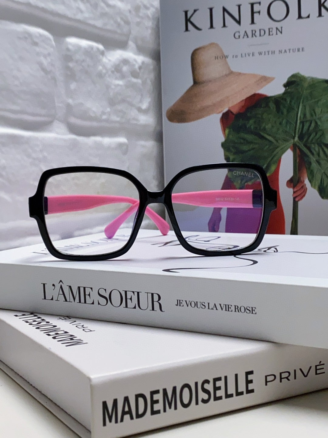 Chanel Fashion Pink Lens Sunglasses for Men & Women - 448932 - detail image 4