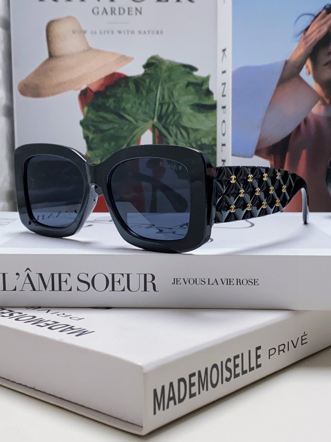 Chanel Fashion Gold Lens Sunglasses for Men & Women - 448940 - detail image 2