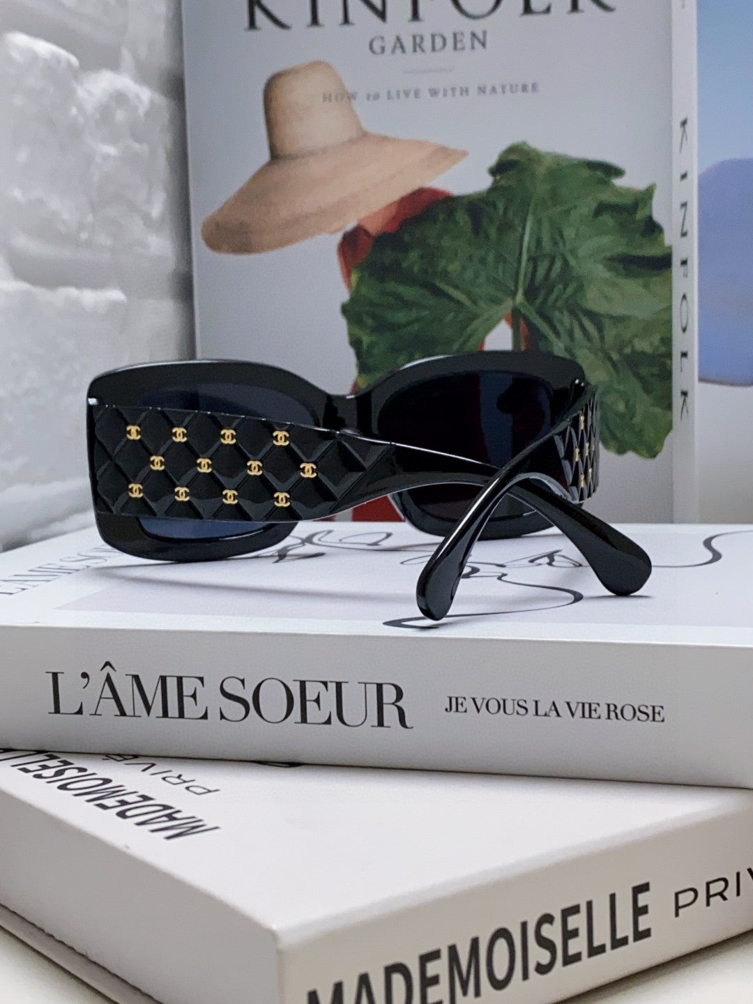 Chanel Fashion Gold Lens Sunglasses for Men & Women - 448940 - detail image 4
