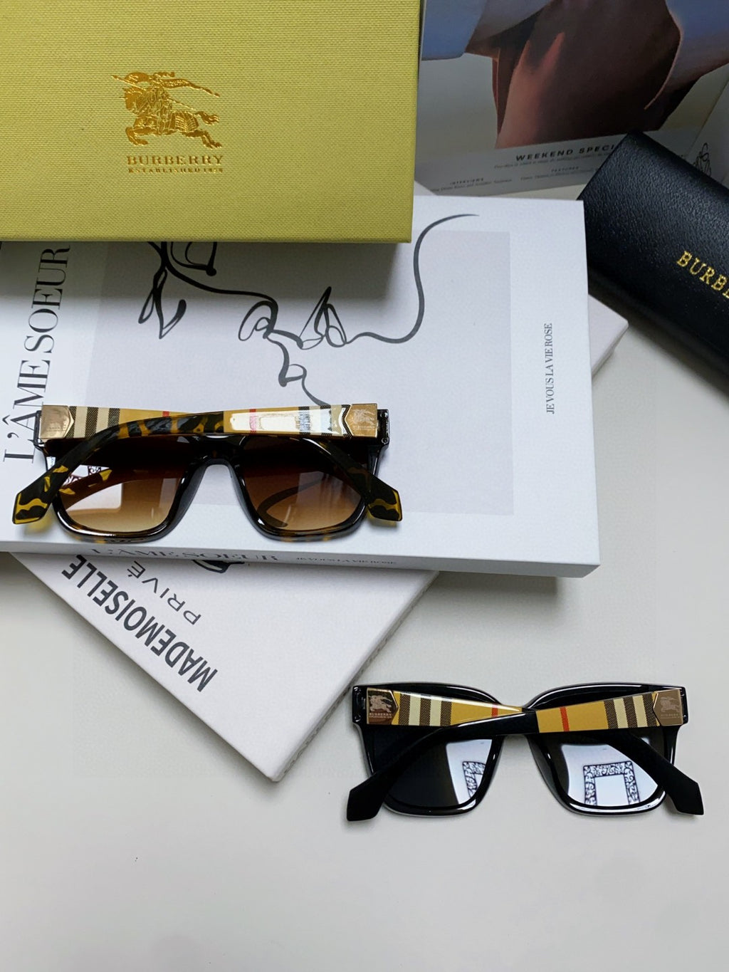 Burberry Polarized Fashion Blue Lens Sunglasses for Men & Women - detail image 8