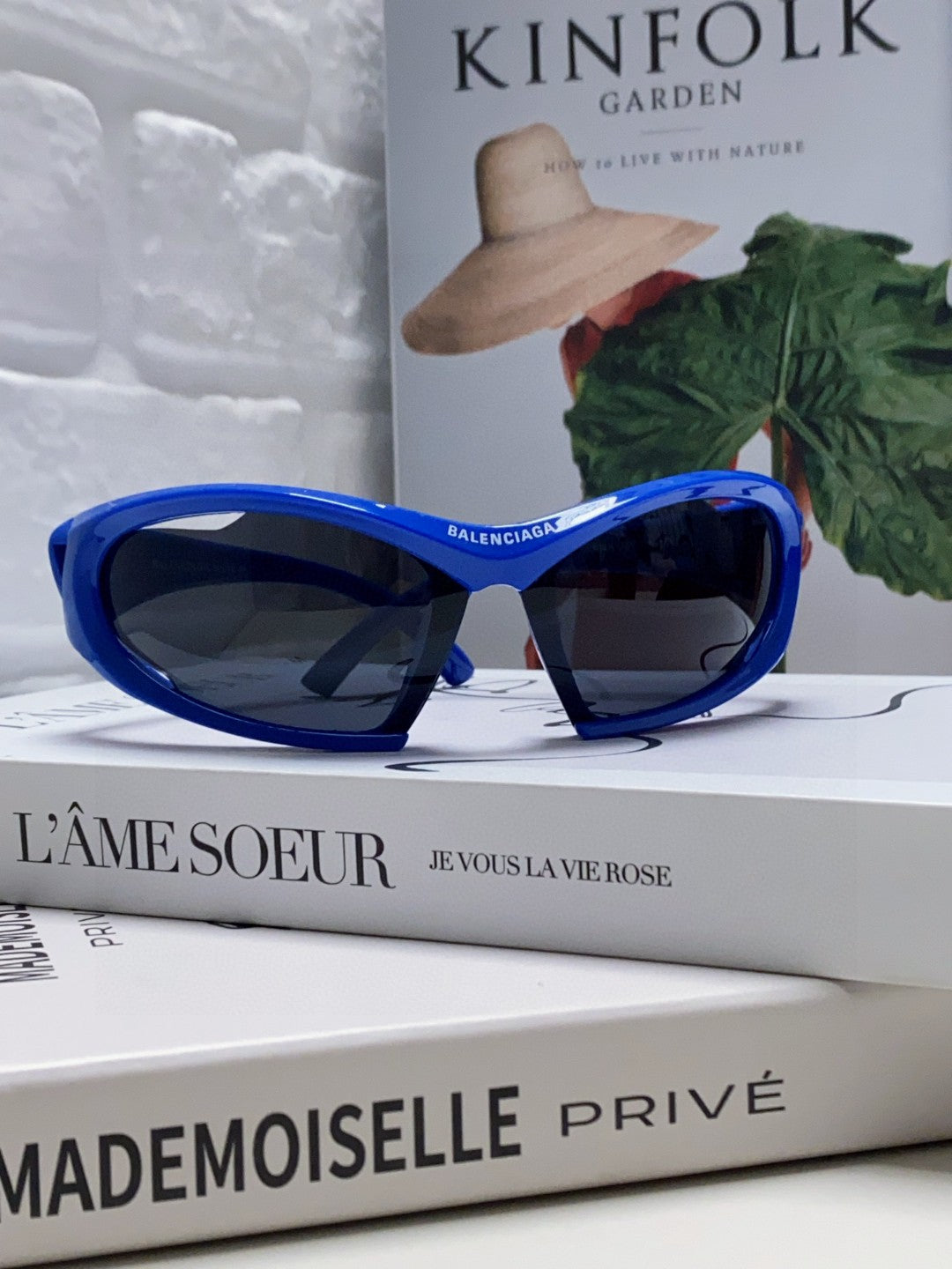 Balenciaga BB0318S Fashion Blue Lens Sunglasses for Men & Women - 382922