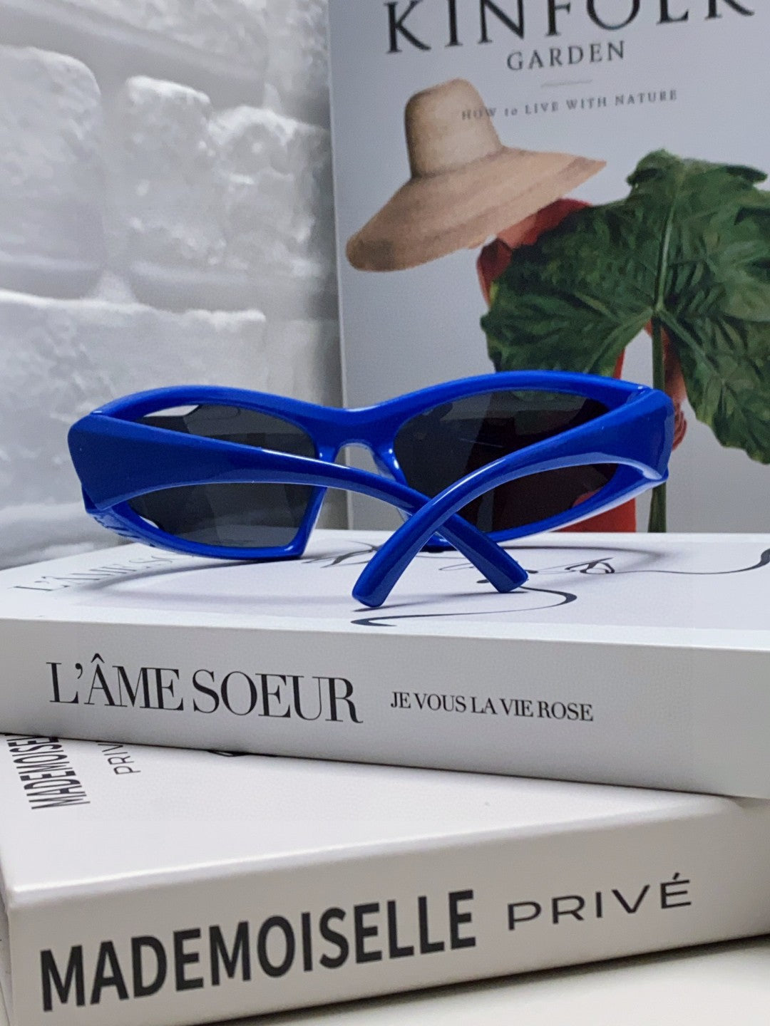 Balenciaga BB0318S Fashion Blue Lens Sunglasses for Men & Women - 466015 - detail image 2