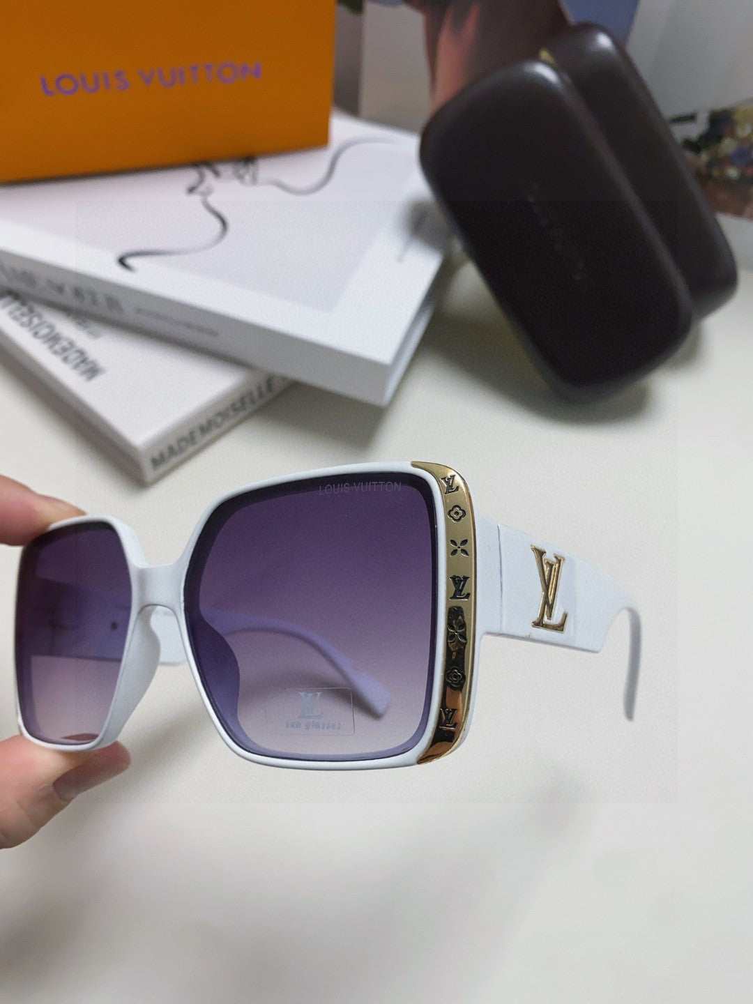 Louis Vuitton Square Red Lens Sunglasses for Women - detail image 5