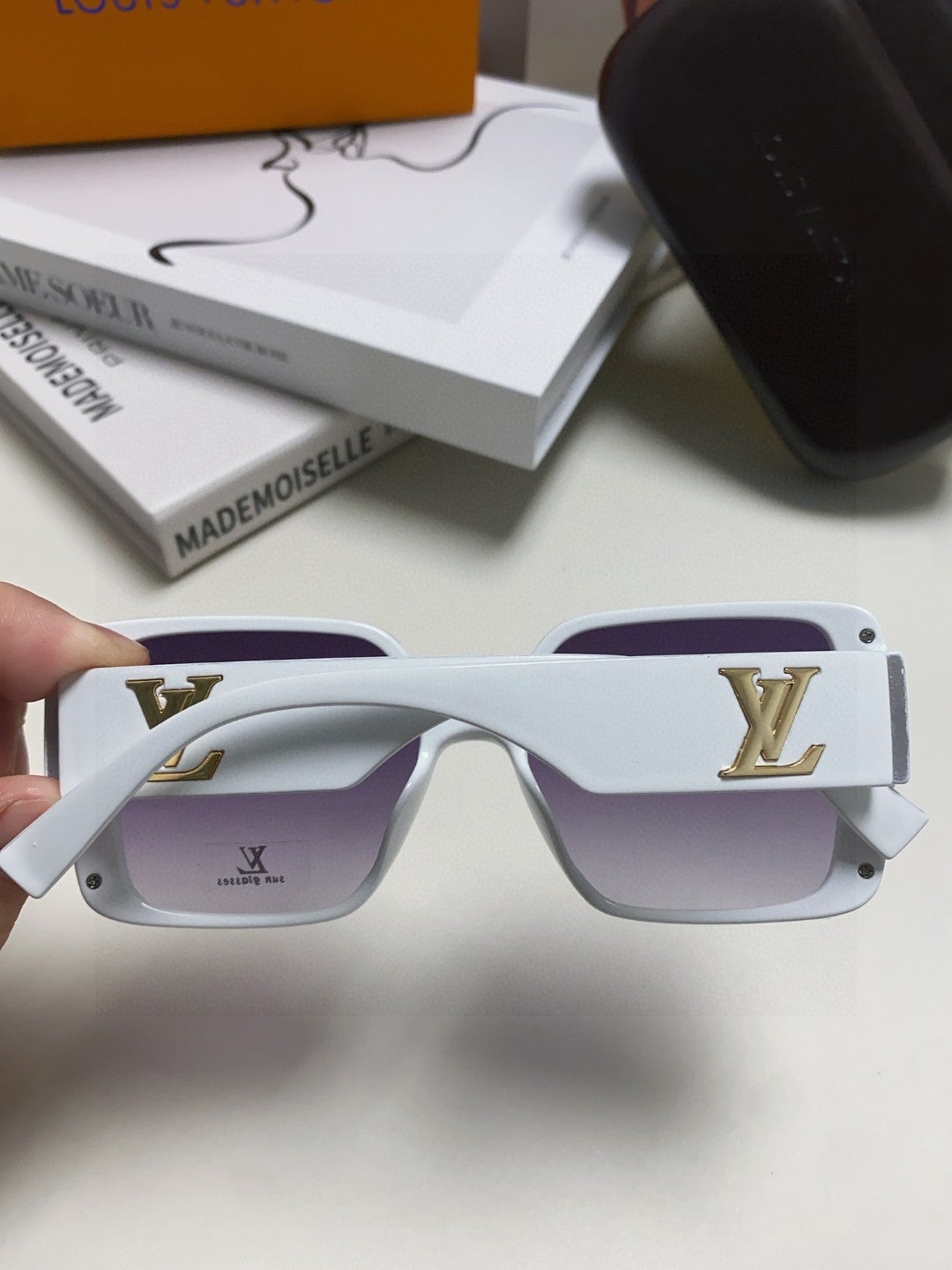 Louis Vuitton Square Red Lens Sunglasses for Women - detail image 4