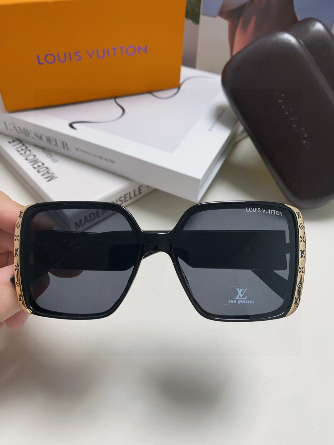 Louis Vuitton Square Black Lens Sunglasses for Women - detail image 5