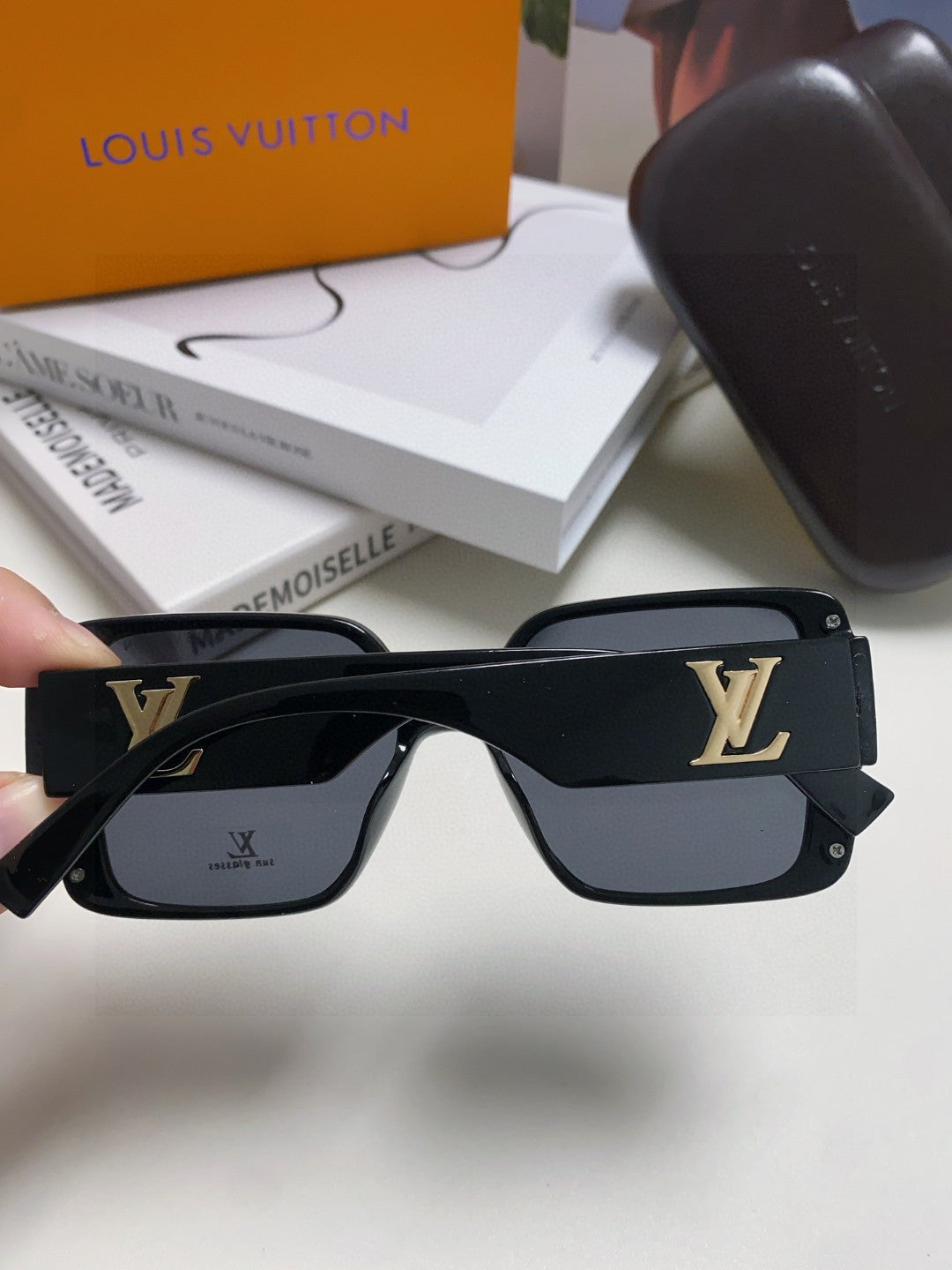 Louis Vuitton Square Black Lens Sunglasses for Women - detail image 6