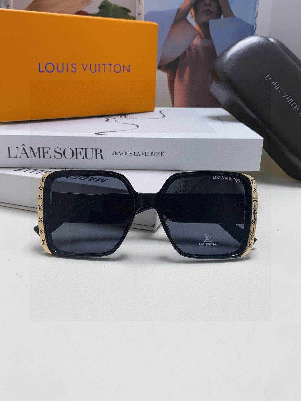 Louis Vuitton Square Black Lens Sunglasses for Women - detail image 8