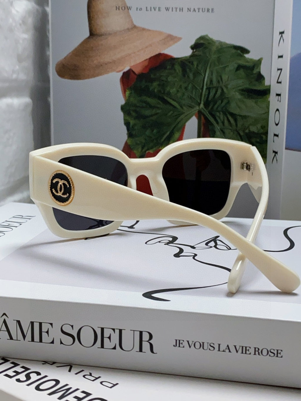 Chanel Fashion Gray Lens Sunglasses for Men & Women - 465044 - detail image 2