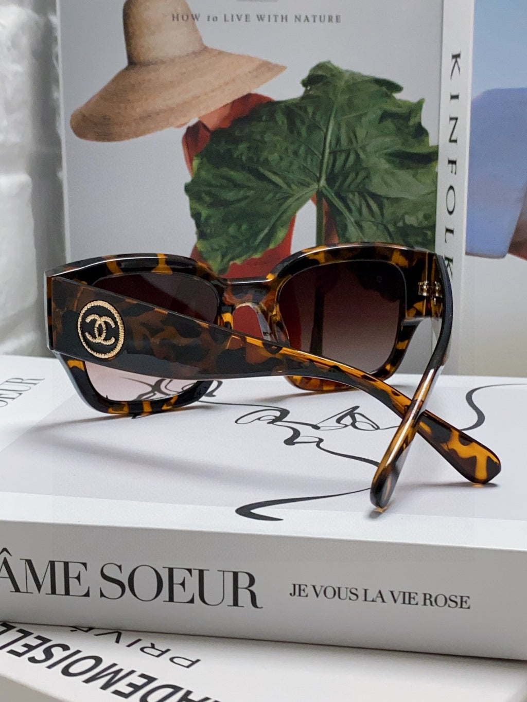 Chanel Fashion Red Lens Sunglasses for Men & Women - 465045 - detail image 2