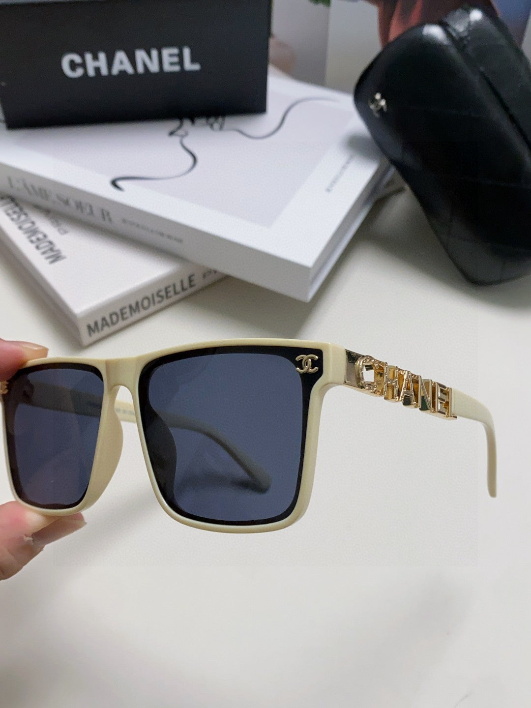 Chanel Polarized Square Black Lens Sunglasses for Women - detail image 4