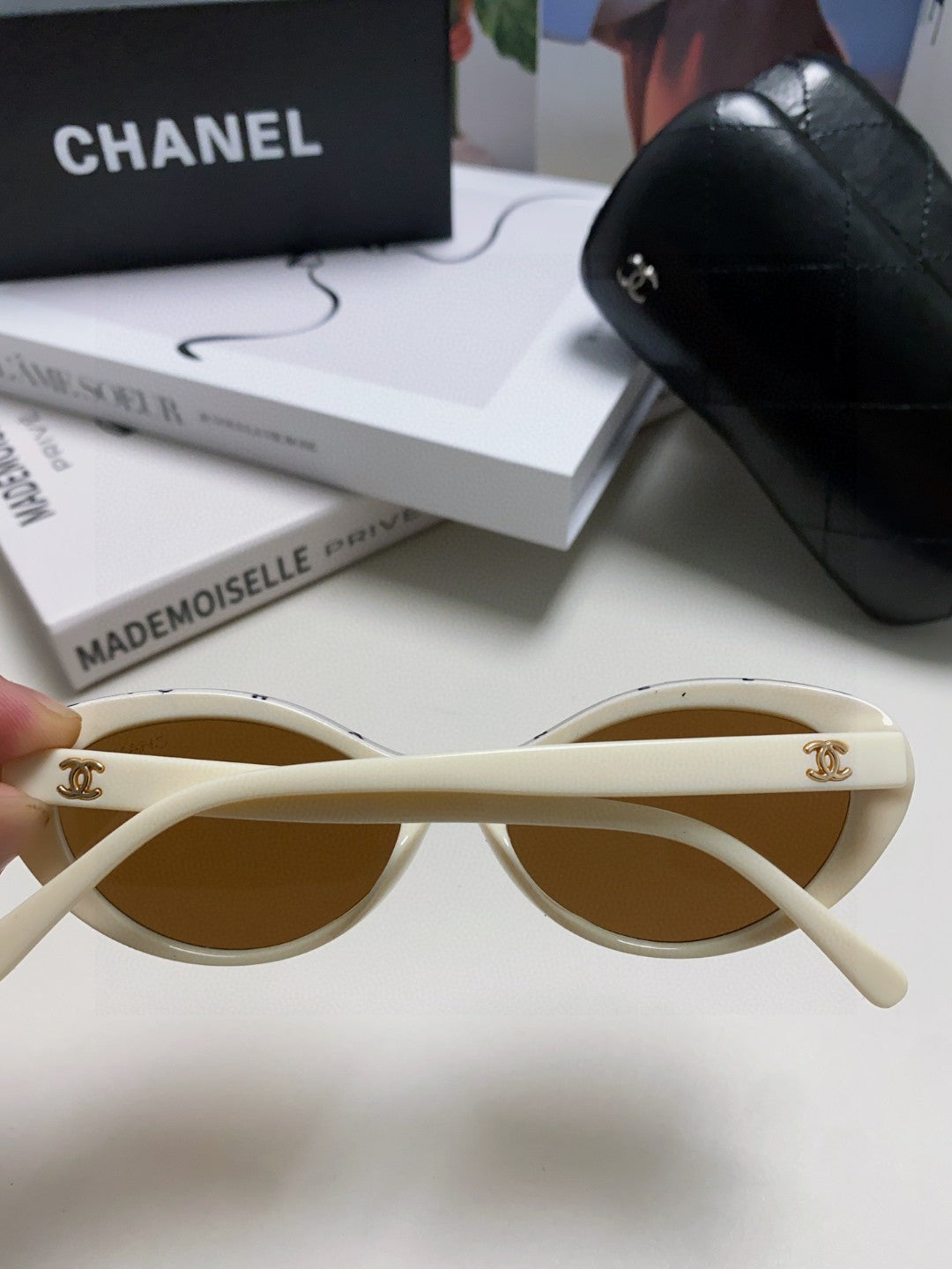 Chanel Cat-Eye Brown Lens Sunglasses for Men & Women - 465056 - detail image 4