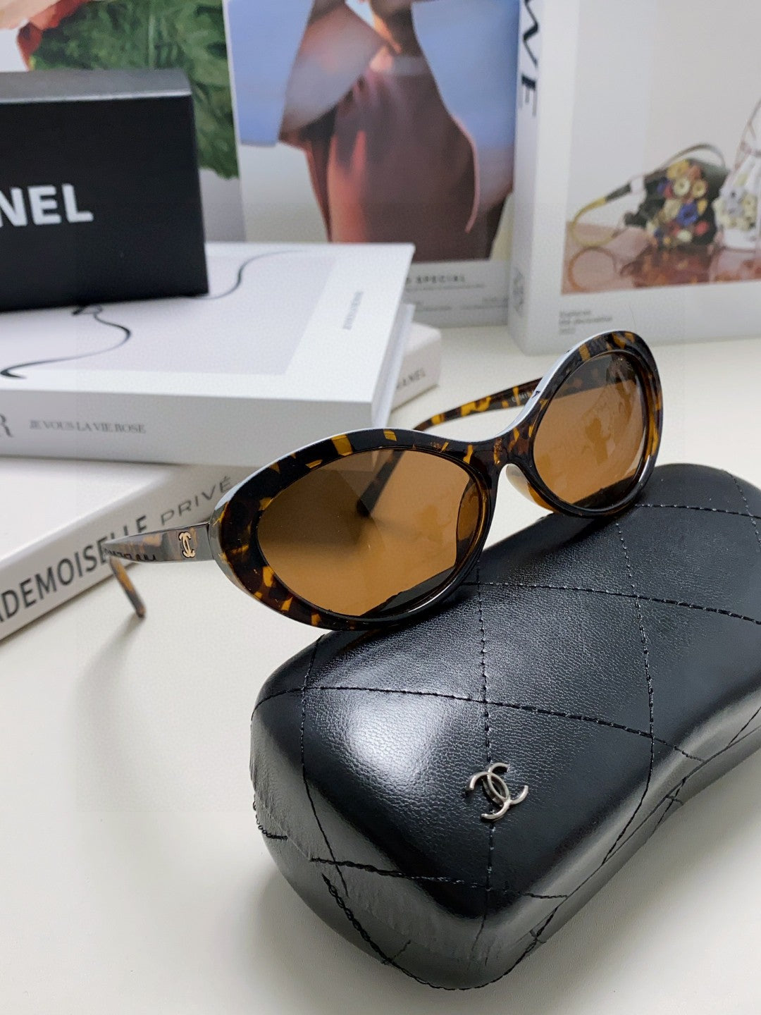 Chanel Cat-Eye Brown Lens Sunglasses for Men & Women - 465057 - detail image 7