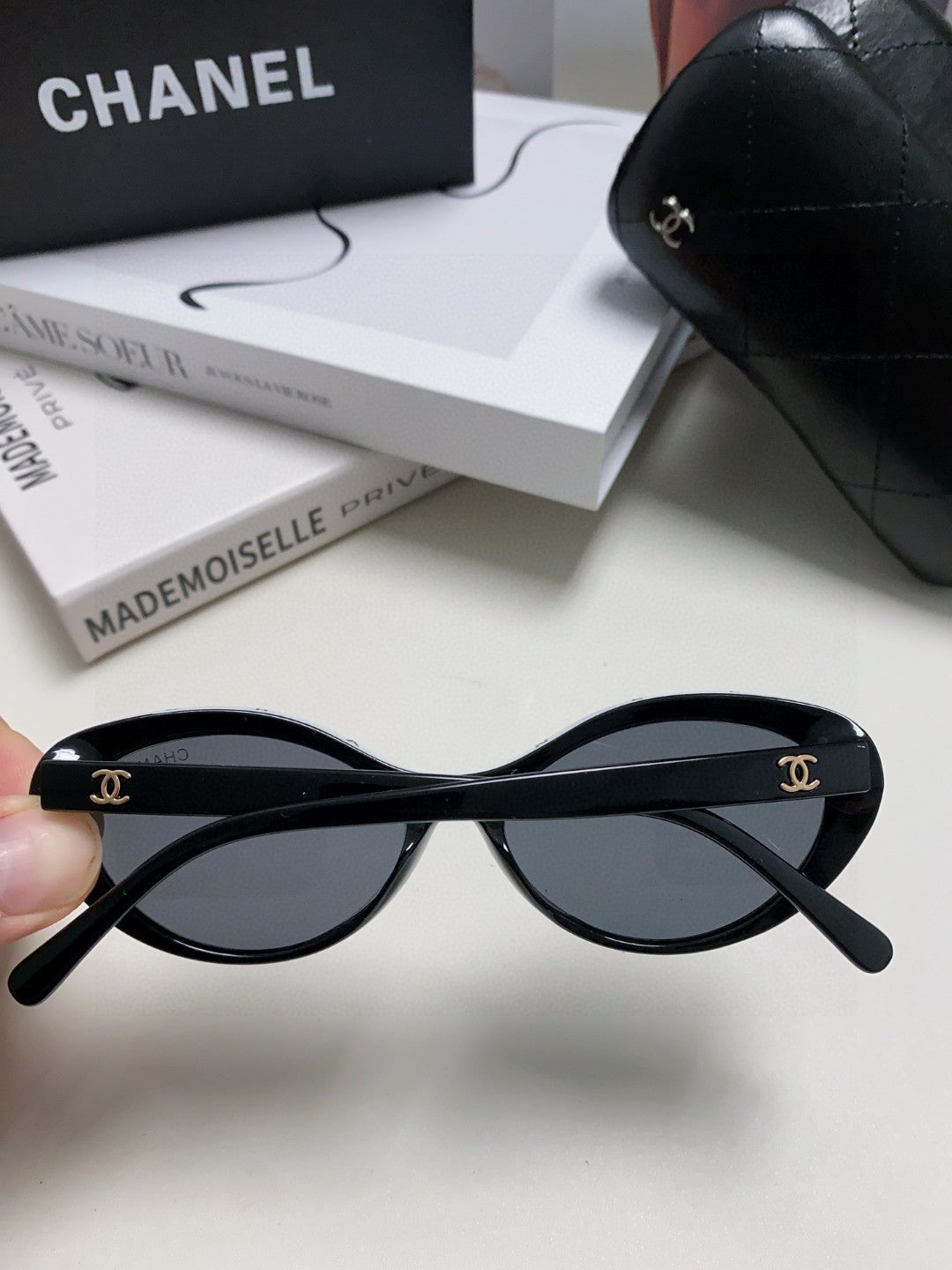 Chanel Cat-Eye Brown Lens Sunglasses for Men & Women - 465058 - detail image 3