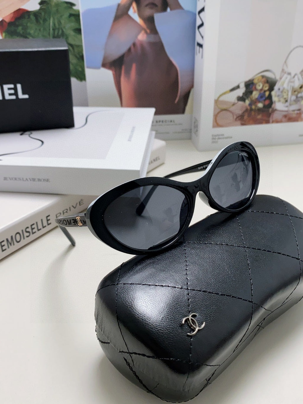 Chanel Cat-Eye Brown Lens Sunglasses for Men & Women - 465058 - detail image 6